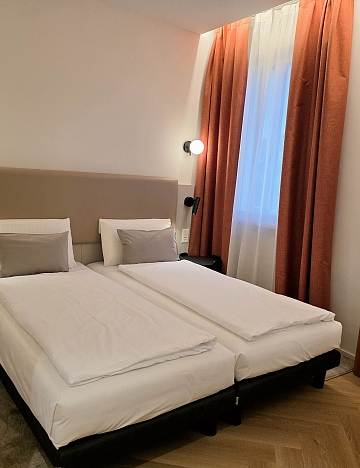 PLUS - Neue renovierte Hotelzimmer Hotel Pestalozzi Lugano