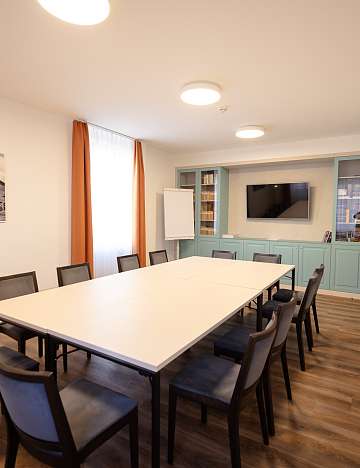 Salotto Pestalozzi sedute conferenza stampa